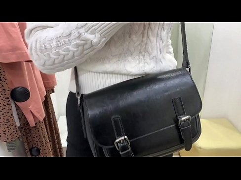 ❤️ Masturbasi publik dari jalang muda FeralBerry dengan dildo di kamar pas Porno di id.osagoassist.ru ️❤